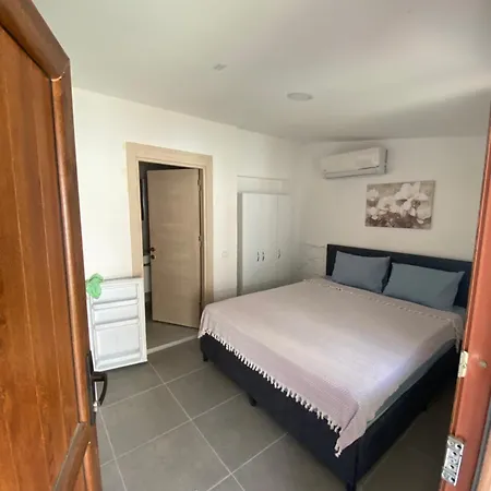 Goenuel Evim * Bogazici