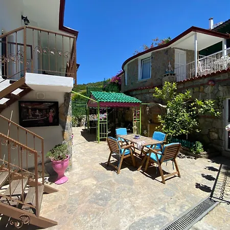 Goenuel Evim * Bogazici